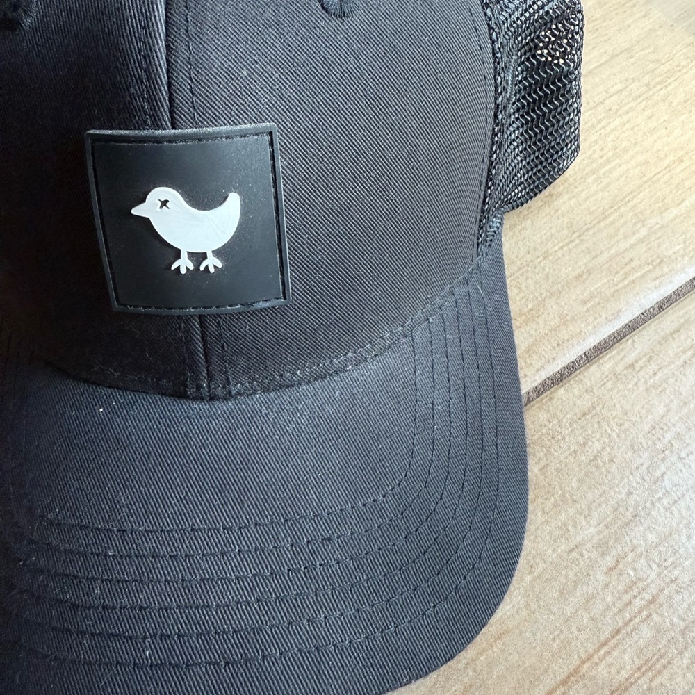 Bad Birdie Black Cap - Picture 2 of 5